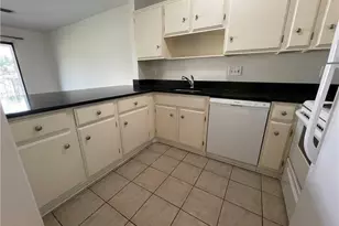 73 Courtland Ave, Stamford, CT 06902 - Photo 7