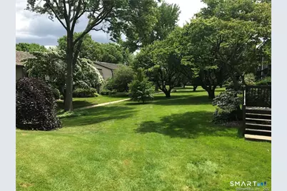 73 Courtland Avenue 163 ( #8), Stamford, CT 06902 - Photo 21