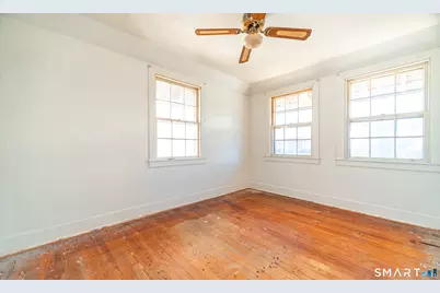 459 East Avenue, Bridgeport, CT 06610 - Photo 25
