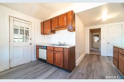 459 East Avenue, Bridgeport, CT 06610 - Photo 11