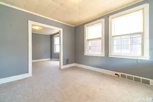 459 East Ave, Bridgeport, CT 06610 - Photo 5