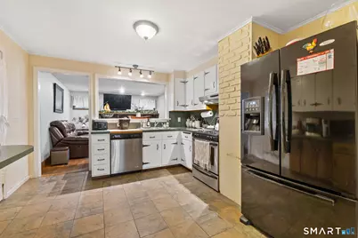 37 Homesdale Avenue, Southington, CT 06489 - Photo 7