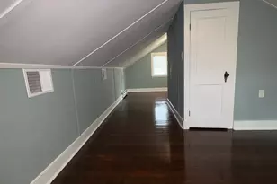 1045 Cooke St, Waterbury, CT 06704 - Photo 21