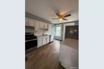 1045 Cooke Street, Waterbury, CT 06704 - Photo 9