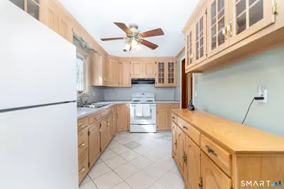 338 Hillhurst Avenue, New Britain, CT 06053 - Photo 5