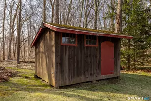 338 Hillhurst Ave, New Britain, CT 06053 - Photo 39