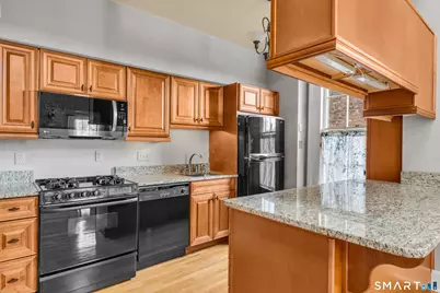 42 Academy Street #6, New Haven, CT 06511 - Photo 5