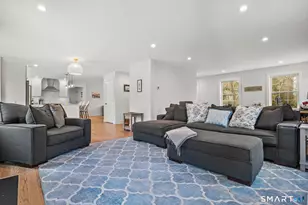 153 North St, Trumbull, CT 06611 - Photo 9