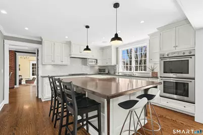 34 Horton Lane, New Canaan, CT 06840 - Photo 9