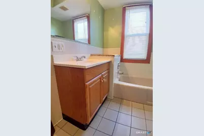 652 High Street, Middletown, CT 06457 - Photo 9