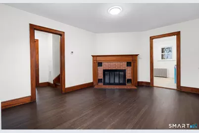 37 Byrneside Avenue, Waterbury, CT 06704 - Photo 9