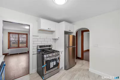 37 Byrneside Avenue, Waterbury, CT 06704 - Photo 15