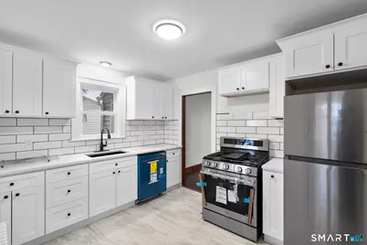 37 Byrneside Avenue, Waterbury, CT 06704 - Photo 15