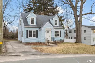 37 Byrneside Ave, Waterbury, CT 06704 - Photo 3