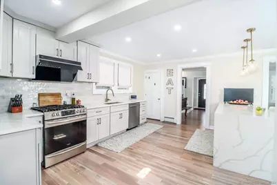 1073 Shippan Avenue, Stamford, CT 06902 - Photo 11