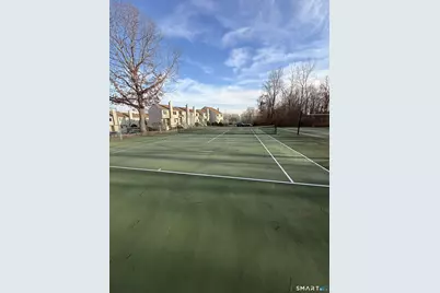 111 Mallane Lane #14D, Naugatuck, CT 06770 - Photo 3