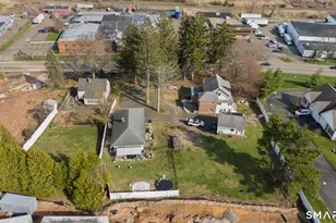 2964 State St, Hamden, CT 06517 - Photo 3