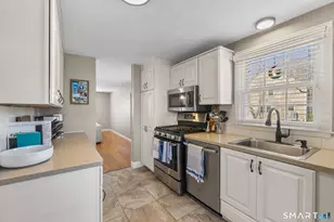 30 Hubbard Run Dr, Glastonbury, CT 06033 - Photo 9