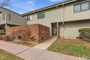 124 Webster Ct, Newington, CT 06111 - Photo 1