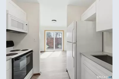 124 Webster Court #124, Newington, CT 06111 - Photo 3