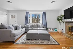 96 Toll House Ln, Fairfield, CT 06825 - Photo 3