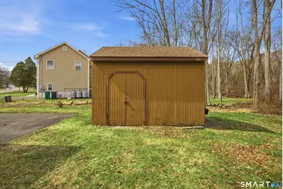 96 Toll House Lane, Fairfield, CT 06825 - Photo 23