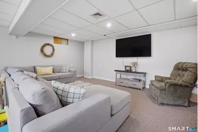 96 Toll House Lane, Fairfield, CT 06825 - Photo 19