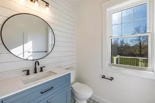 Pear Grove, East Lyme, CT 06333 - Photo 11