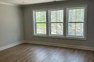 12 Village Cir, Guilford, CT 06437 - Photo 27