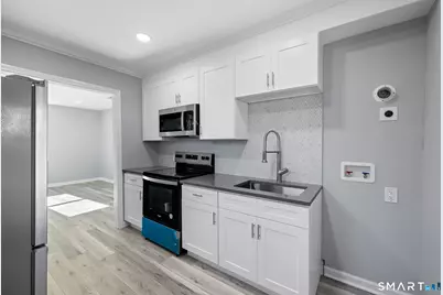 273 High Ridge Drive, Bridgeport, CT 06606 - Photo 7