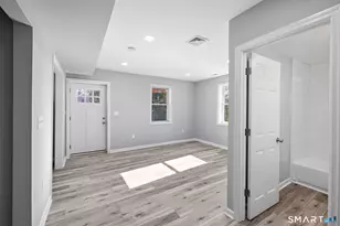 273 High Ridge Dr, Bridgeport, CT 06606 - Photo 9