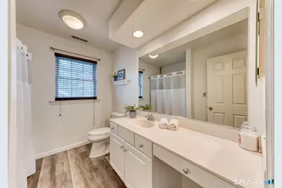 33 Saint Andrews, Glastonbury, CT 06033 - Photo 27