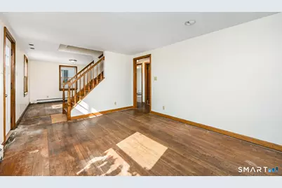 185 Meadowside Road, Milford, CT 06460 - Photo 9