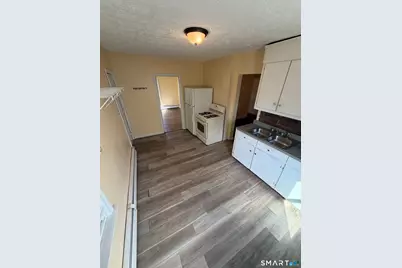 67 Laurel Street, East Hartford, CT 06108 - Photo 5