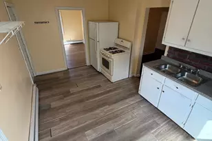 67 Laurel St, East Hartford, CT 06108 - Photo 5