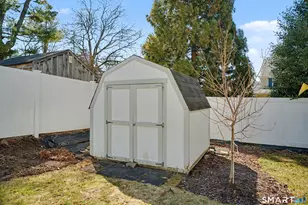 109 Gillies Rd, Hamden, CT 06517 - Photo 31