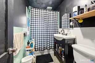 646 Merritt St, Bridgeport, CT 06606 - Photo 9