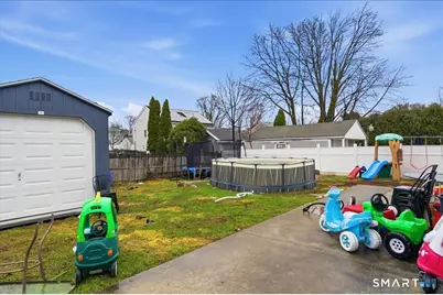 646 Merritt Street, Bridgeport, CT 06606 - Photo 3