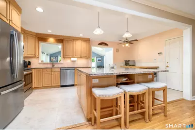 2 Thistle Road, Norwalk, CT 06851 - Photo 9