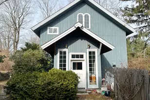 32 West Ave, Essex, CT 06426 - Photo 1