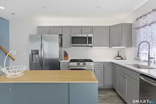 17 Cinnamon Cir, West Hartford, CT 06110 - Photo 21