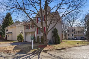 17 Cinnamon Cir, West Hartford, CT 06110 - Photo 3