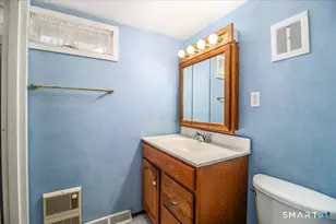 160 Fairfield Woods Rd, Fairfield, CT 06825 - Photo 19