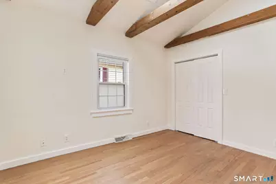 209 Trumbull Avenue, Bridgeport, CT 06606 - Photo 15