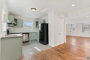 209 Trumbull Ave, Bridgeport, CT 06606 - Photo 7