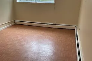 311 S Elm St, Wallingford, CT 06492 - Photo 9