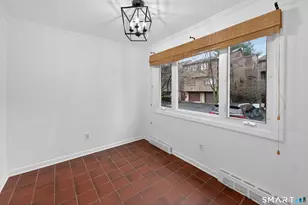 37 Towne House Rd, Hamden, CT 06514 - Photo 3