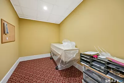 496 Chase Avenue, Waterbury, CT 06704 - Photo 15