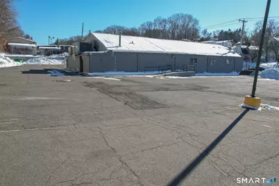 496 Chase Avenue, Waterbury, CT 06704 - Photo 5