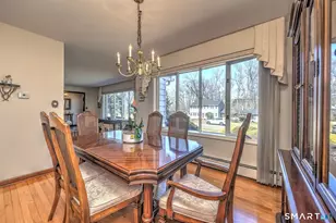 17 Arrowhead Ln, Branford, CT 06405 - Photo 7